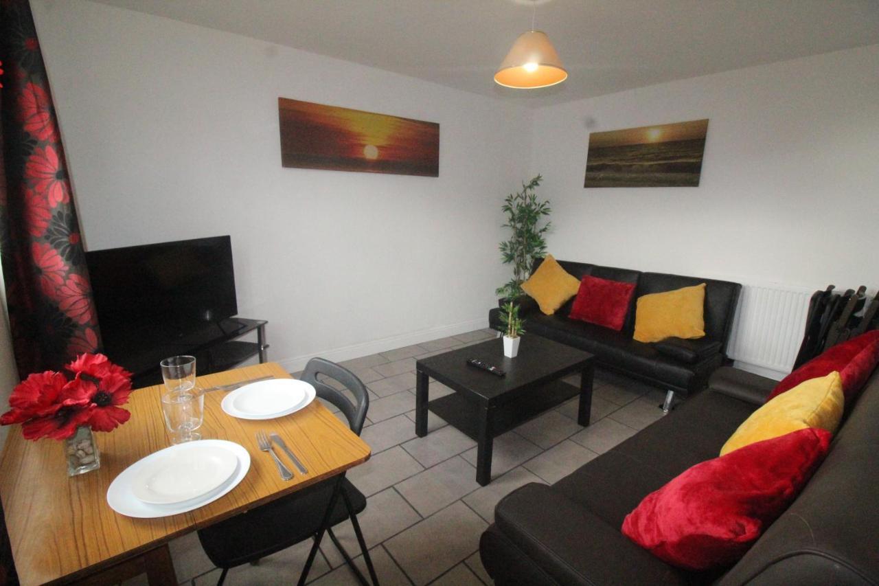 Dinnington House Dinnington By Smart Corporate Stays Esterno foto